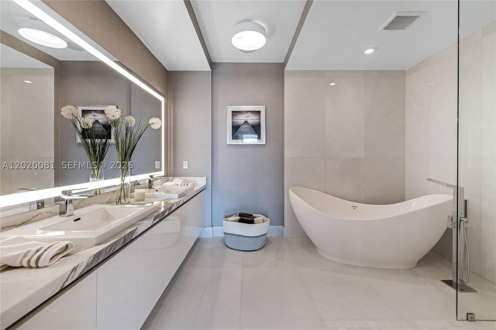 Real estate property located at 330 Sunny Isles Blvd #5-506, Miami-dade, Parque Towers Condo, Sunny Isles Beach, FL