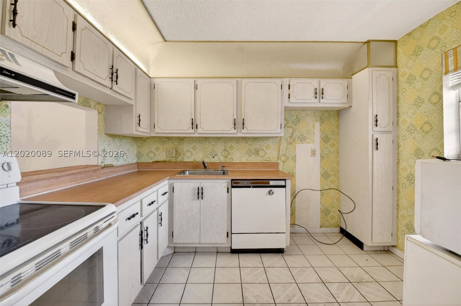 Real estate property located at 2901 Fiore Way #2020, Palm Beach, Lago Del Rey Condo, Delray Beach, FL