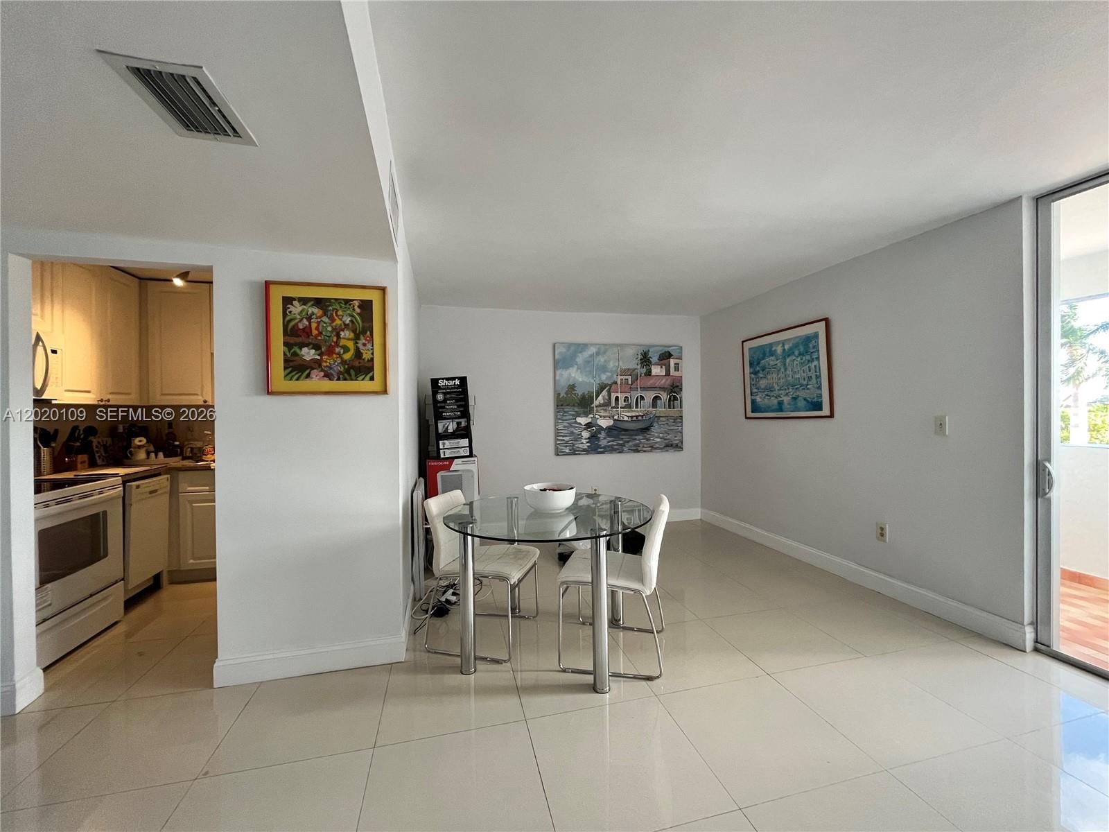 Real estate property located at 5050 7th St #312, Miami-dade, 5050 Condominium, Miami, FL