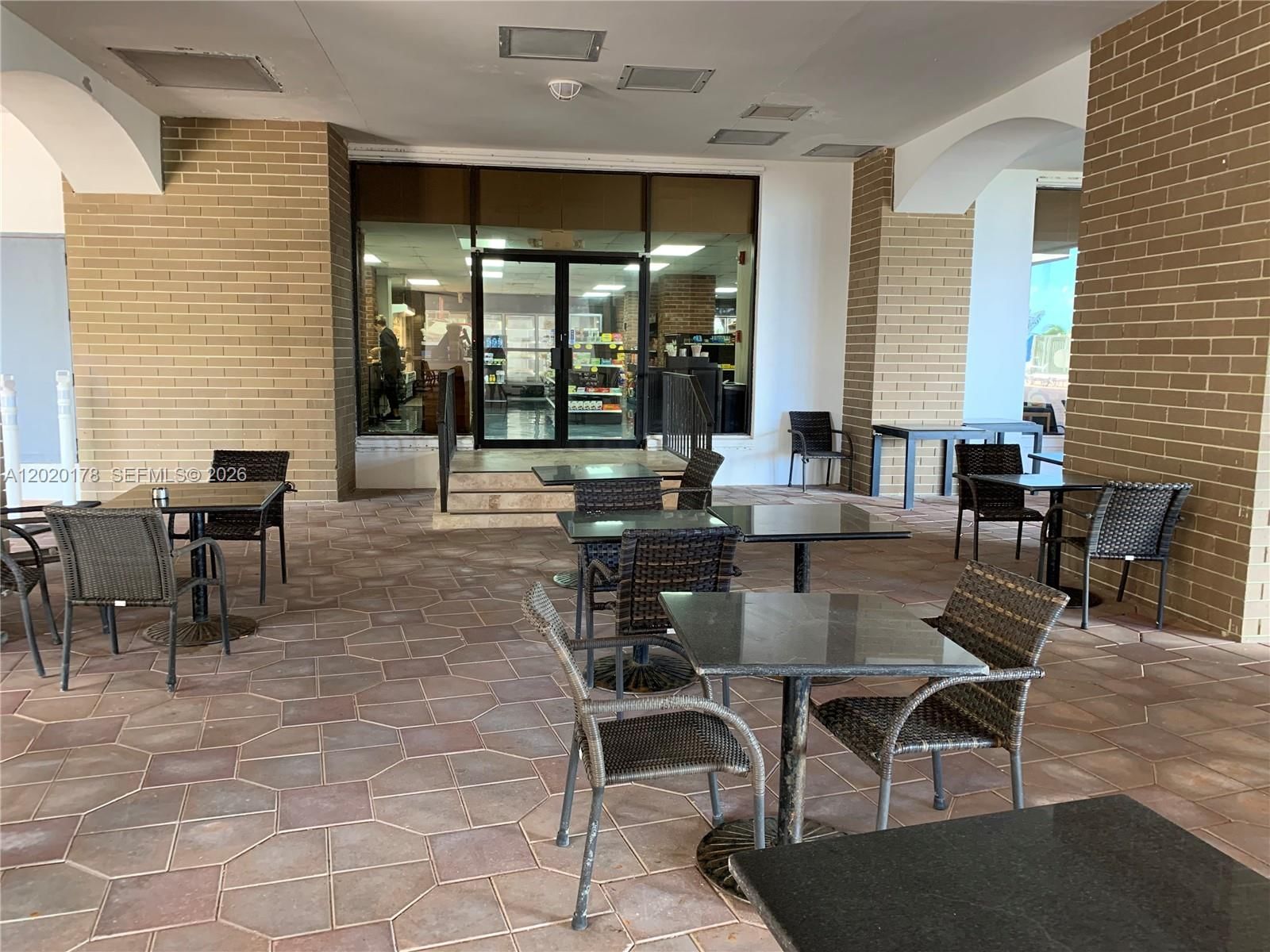 Real estate property located at 6039 Collins Ave #924, Miami-dade, Maison Grande Condo, Miami Beach, FL