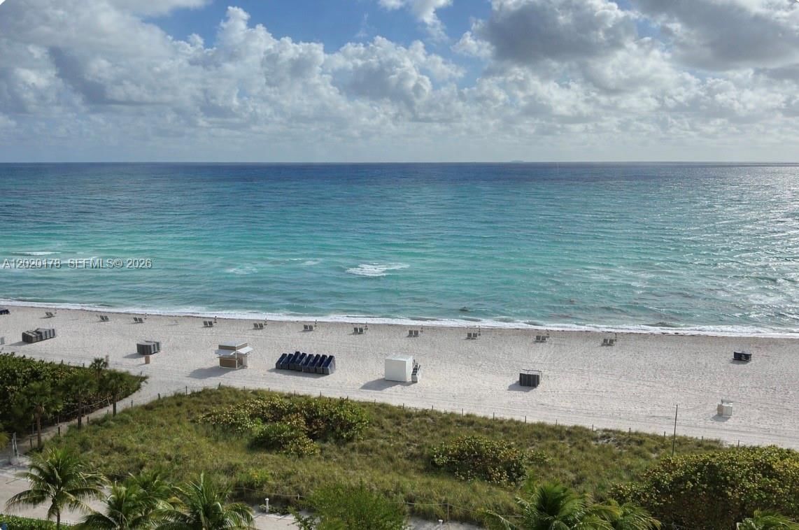 Real estate property located at 6039 Collins Ave #924, Miami-dade, Maison Grande Condo, Miami Beach, FL