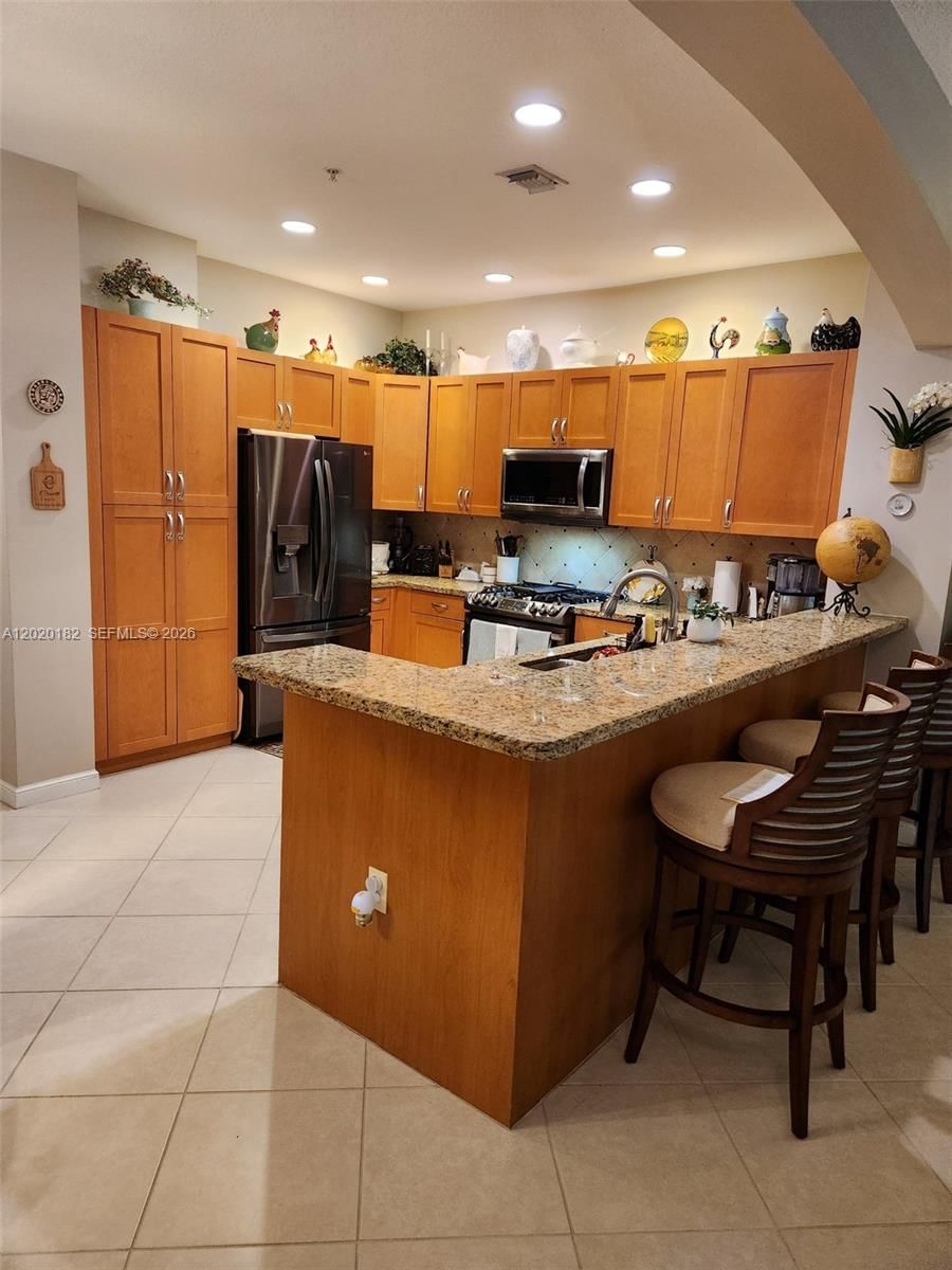 Real estate property located at 2901 126th Ave #2-315, Broward, Villa Bari Condo, Sunrise, FL