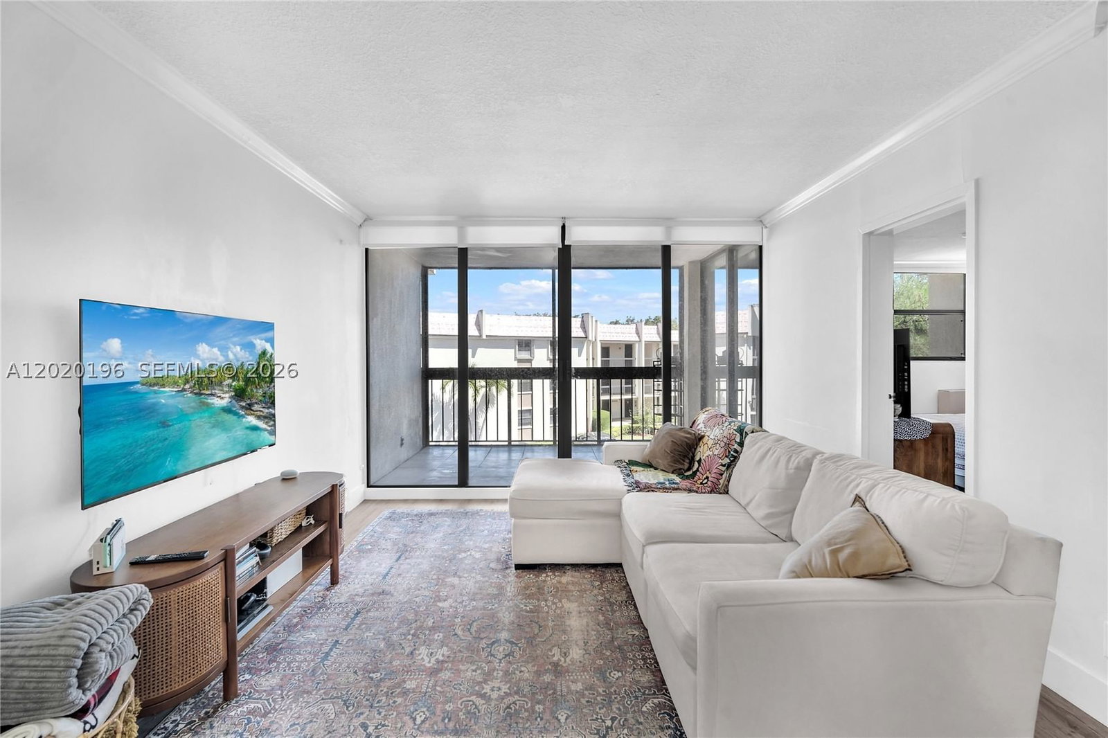 Real estate property located at 8437 Forest Hills Dr #304, Broward, Greenglades Condo Iii, Coral Springs, FL