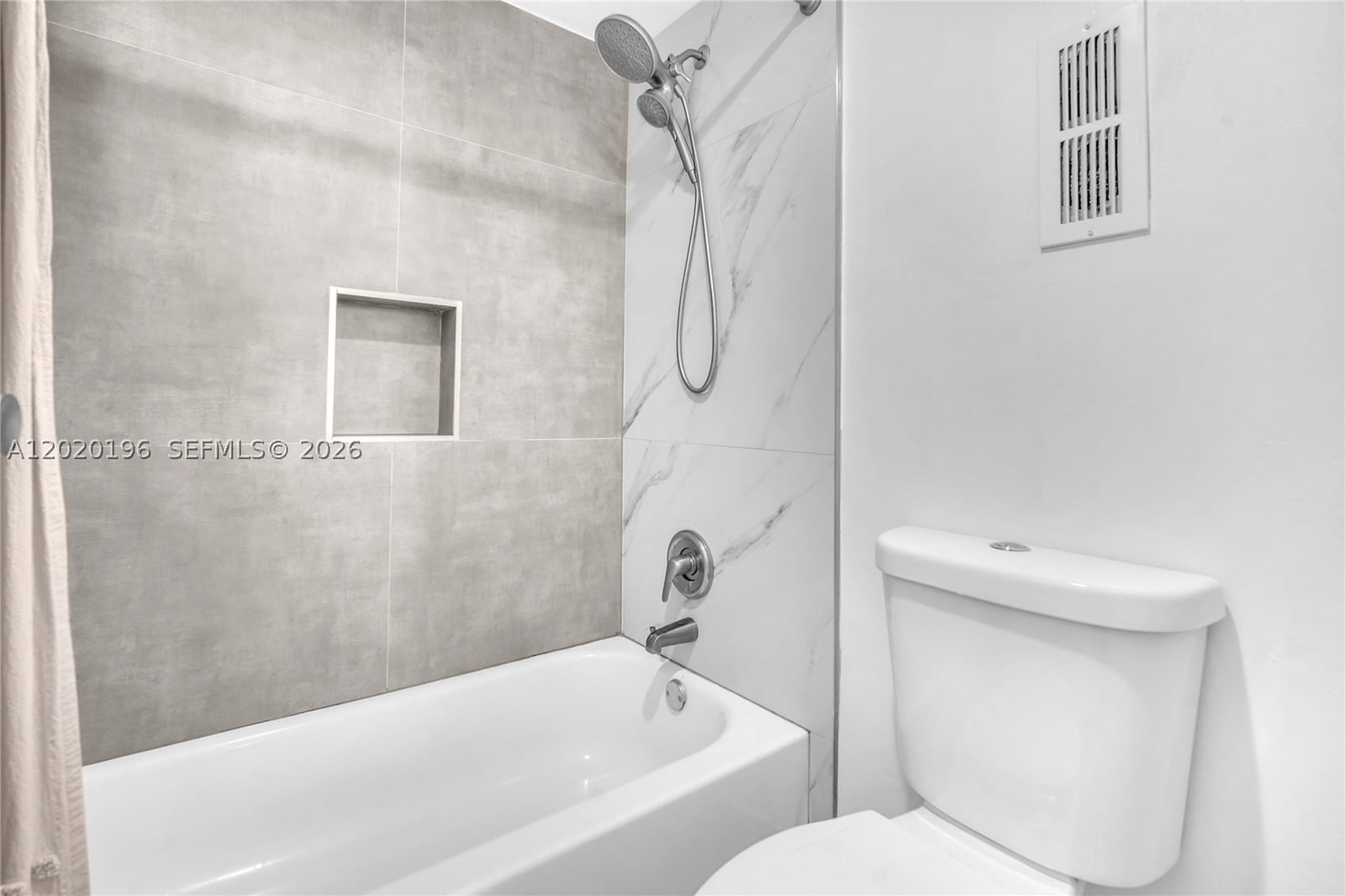 Real estate property located at 8437 Forest Hills Dr #304, Broward, Greenglades Condo Iii, Coral Springs, FL