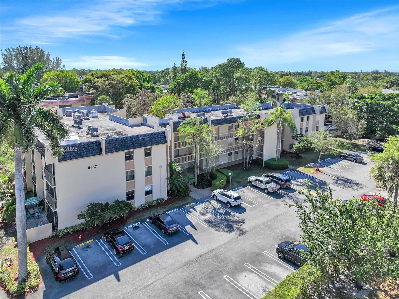 Real estate property located at 8437 Forest Hills Dr #304, Broward, Greenglades Condo Iii, Coral Springs, FL