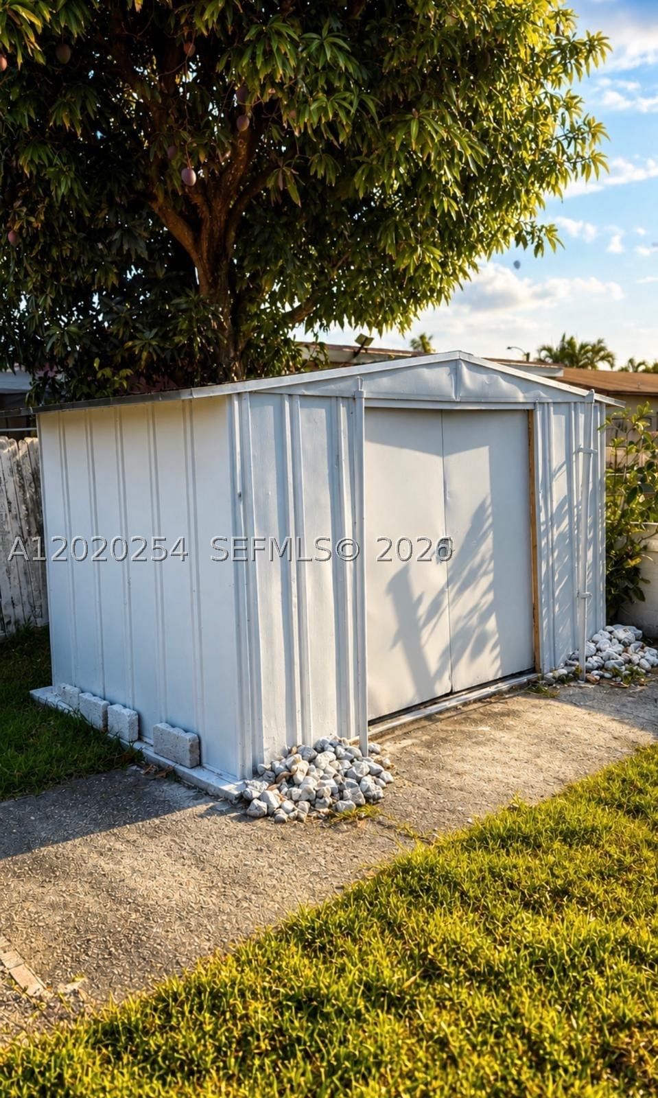 Real estate property located at 2614 25th St, Broward, Northwest Lauderdale 2 Ad, Fort Lauderdale, FL