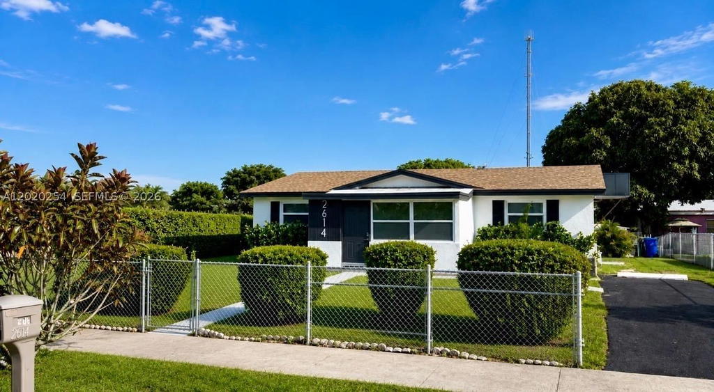 Real estate property located at 2614 25th St, Broward, Northwest Lauderdale 2 Ad, Fort Lauderdale, FL