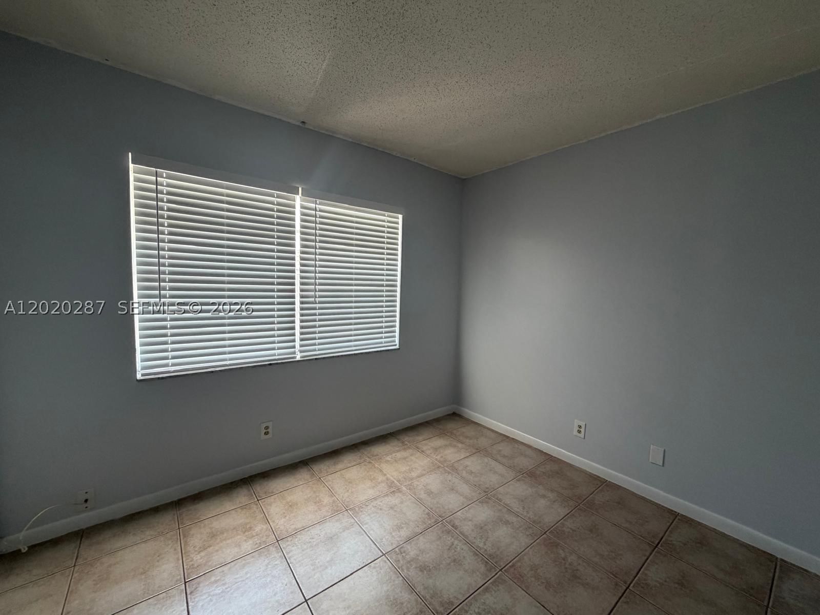Real estate property located at 3550 8th Ave #713, Broward, Everett Arms No 7 Condo, Pompano Beach, FL