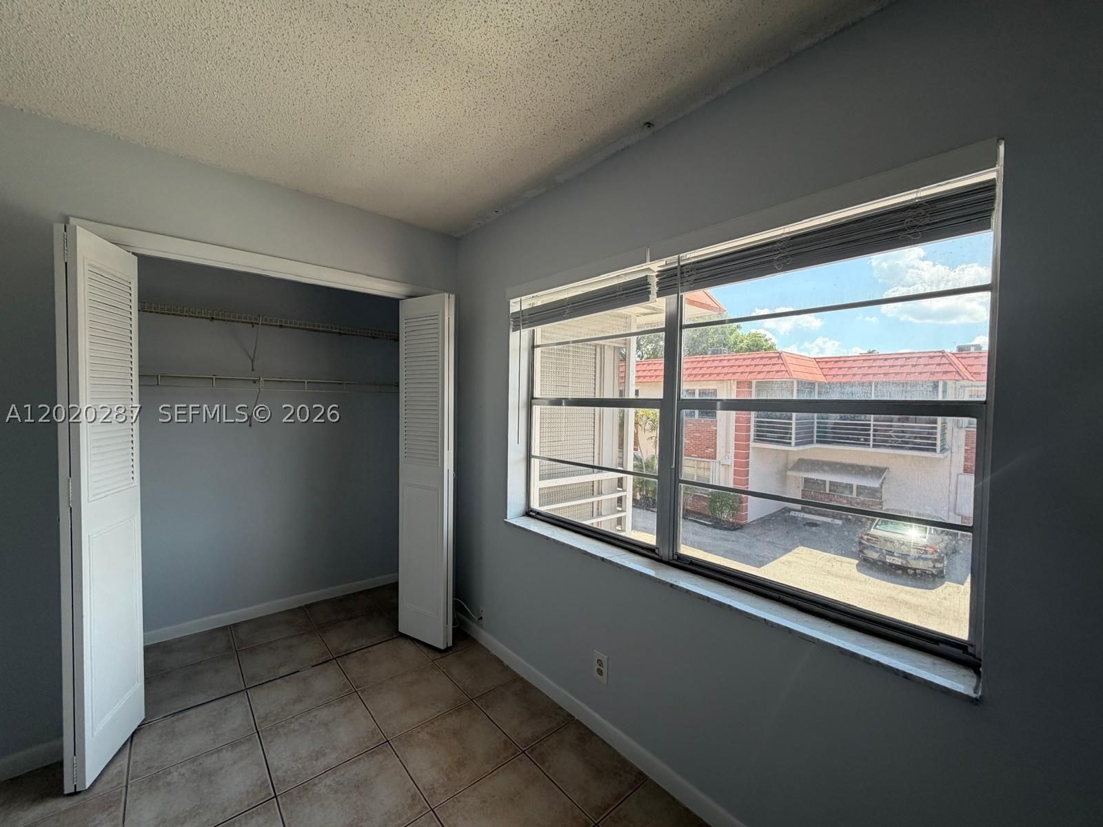 Real estate property located at 3550 8th Ave #713, Broward, Everett Arms No 7 Condo, Pompano Beach, FL