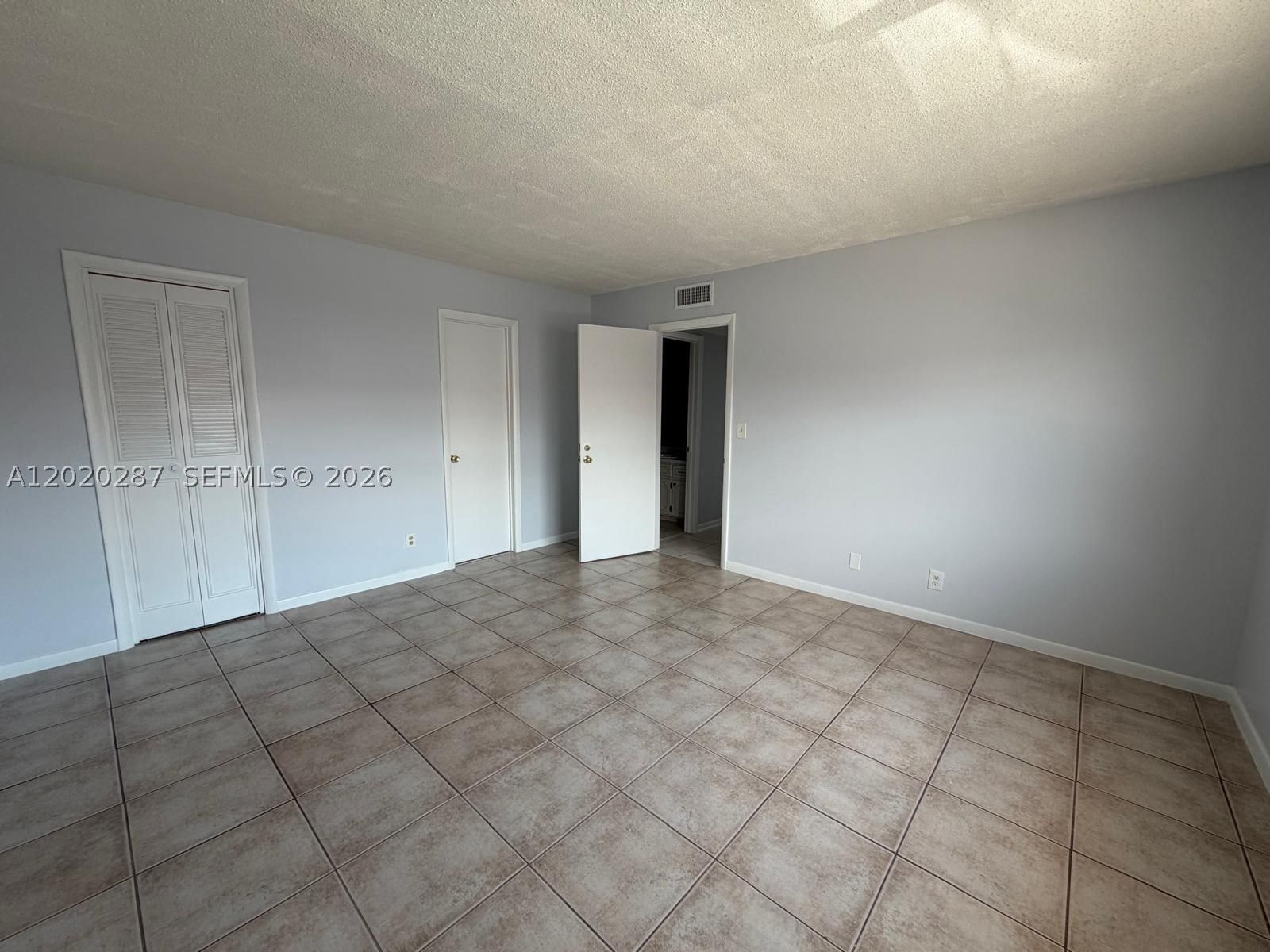 Real estate property located at 3550 8th Ave #713, Broward, Everett Arms No 7 Condo, Pompano Beach, FL