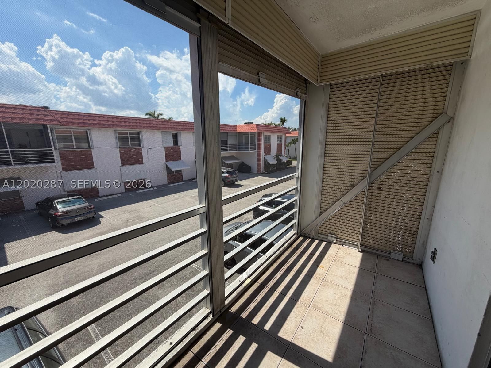 Real estate property located at 3550 8th Ave #713, Broward, Everett Arms No 7 Condo, Pompano Beach, FL