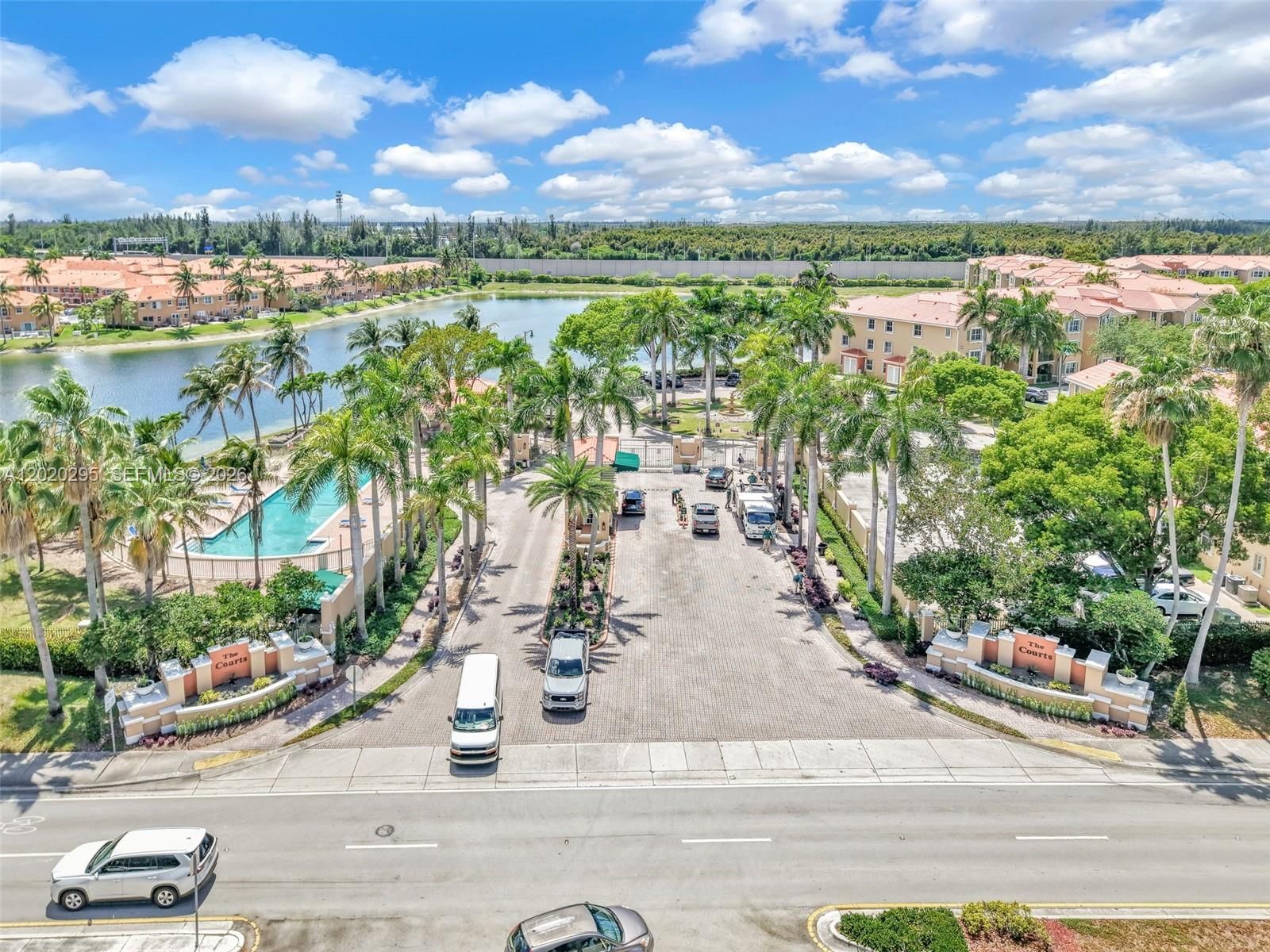 Real estate property located at 6630 114th Ave #1538, Miami-dade, The Courts At Doral Isles, Doral, FL