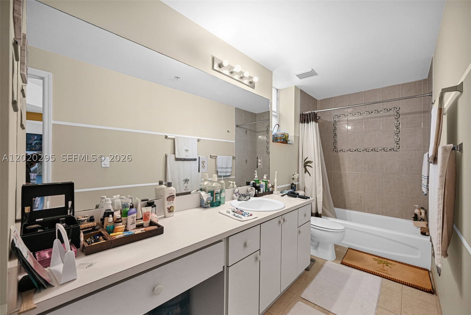 Real estate property located at 6630 114th Ave #1538, Miami-dade, The Courts At Doral Isles, Doral, FL