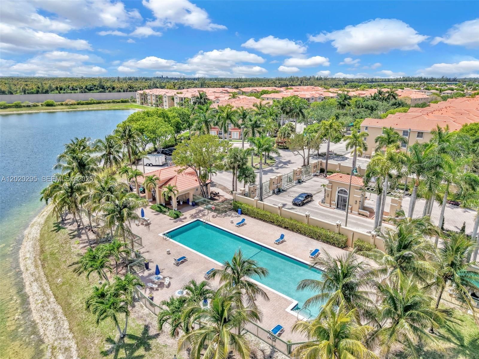 Real estate property located at 6630 114th Ave #1538, Miami-dade, The Courts At Doral Isles, Doral, FL