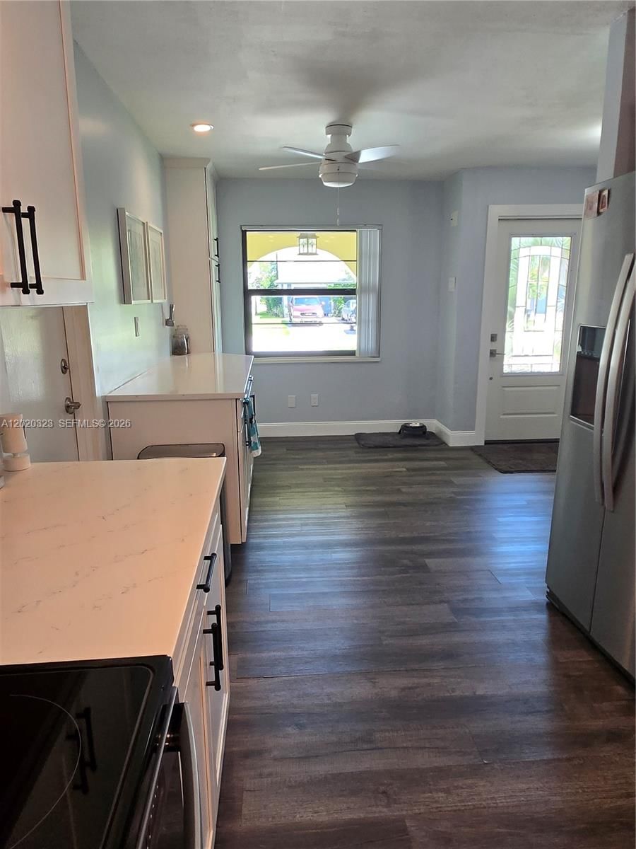 Real estate property located at 12051 Suellen Cir, Palm Beach, Channing Villas Of Wellin, Wellington, FL