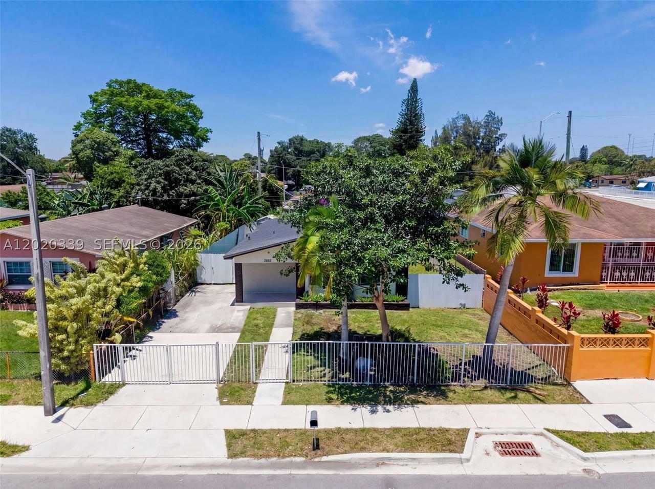 Real estate property located at 2221 170th St, Miami-dade, Radio Heights, Miami Gardens, FL