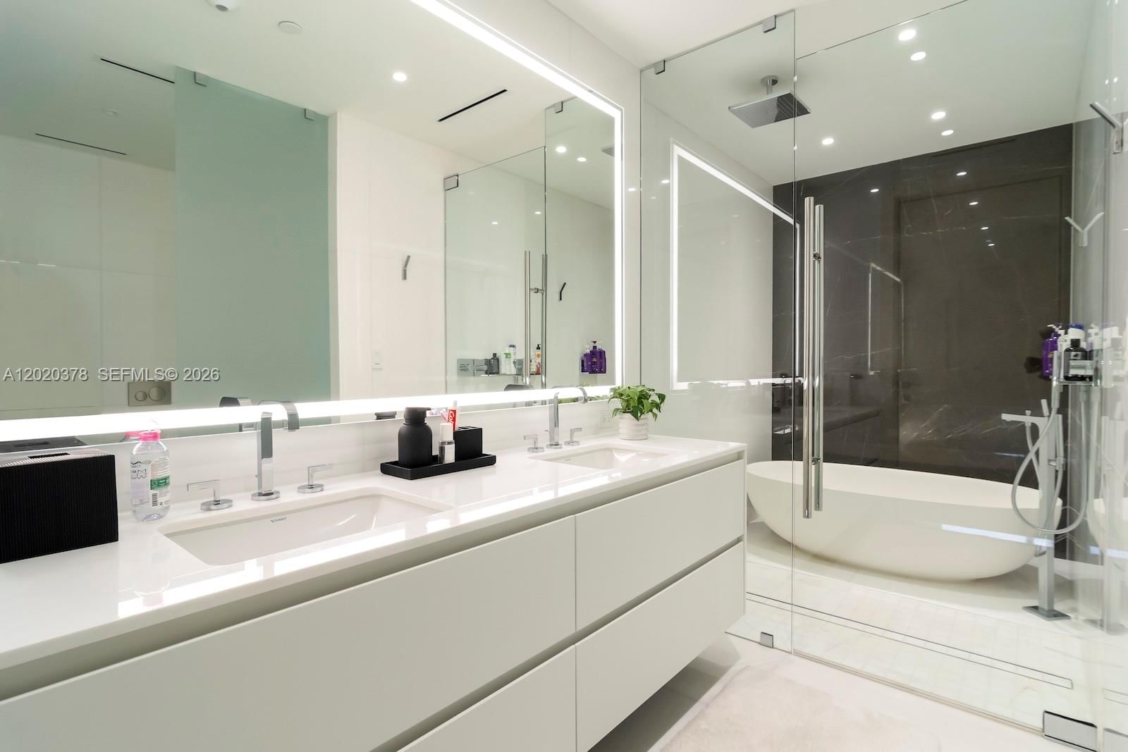 Real estate property located at 300 Biscayne Boulevard Way #802E, Miami-dade, Aston Martin Residences, Miami, FL