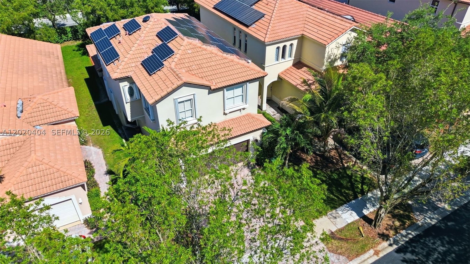 Real estate property located at 977 37th Pl, Miami-dade, Portofino Pointe, Homestead, FL