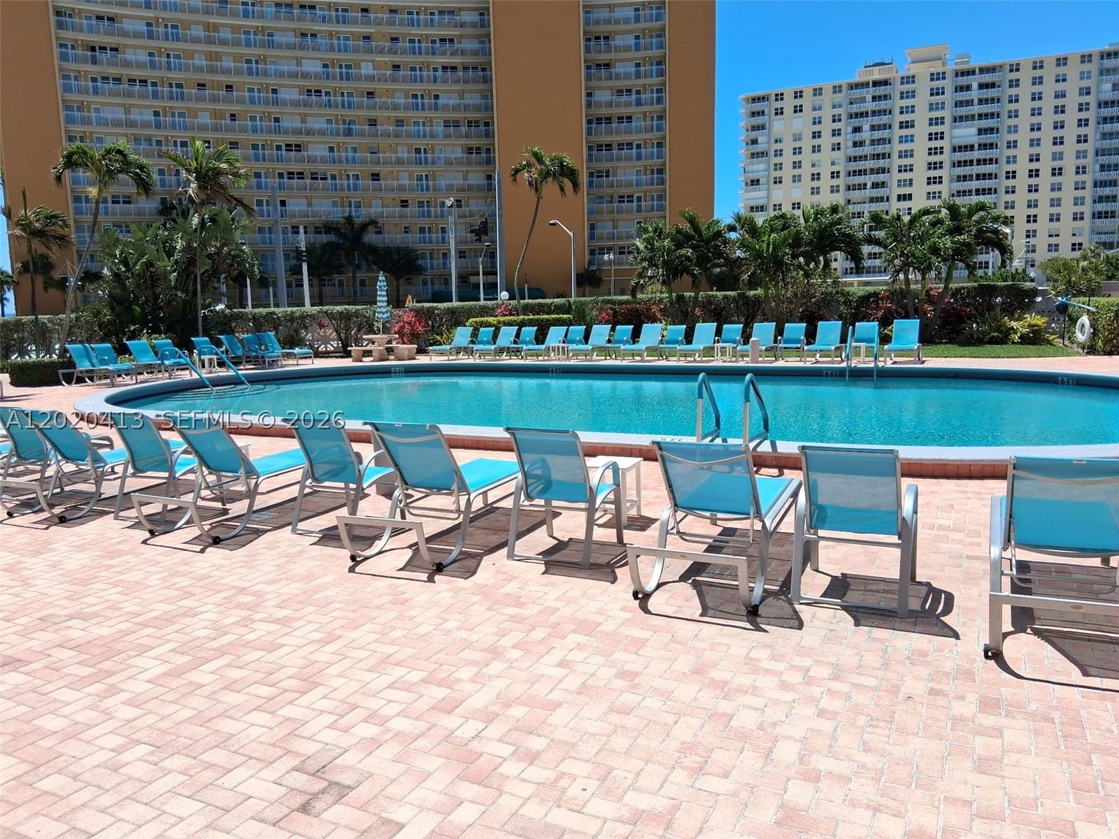 Real estate property located at 405 Ocean Blvd #1815, Broward, Parliament House Condo, Pompano Beach, FL