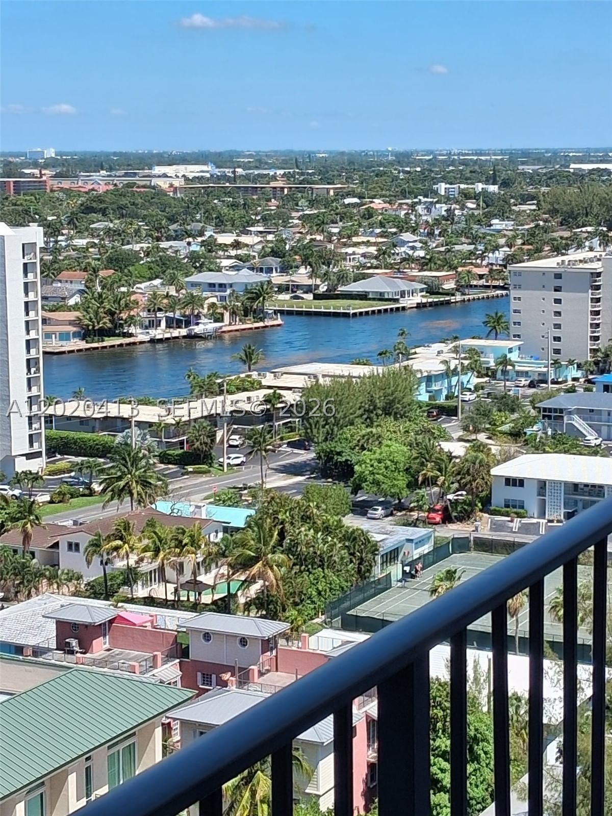Real estate property located at 405 Ocean Blvd #1815, Broward, Parliament House Condo, Pompano Beach, FL