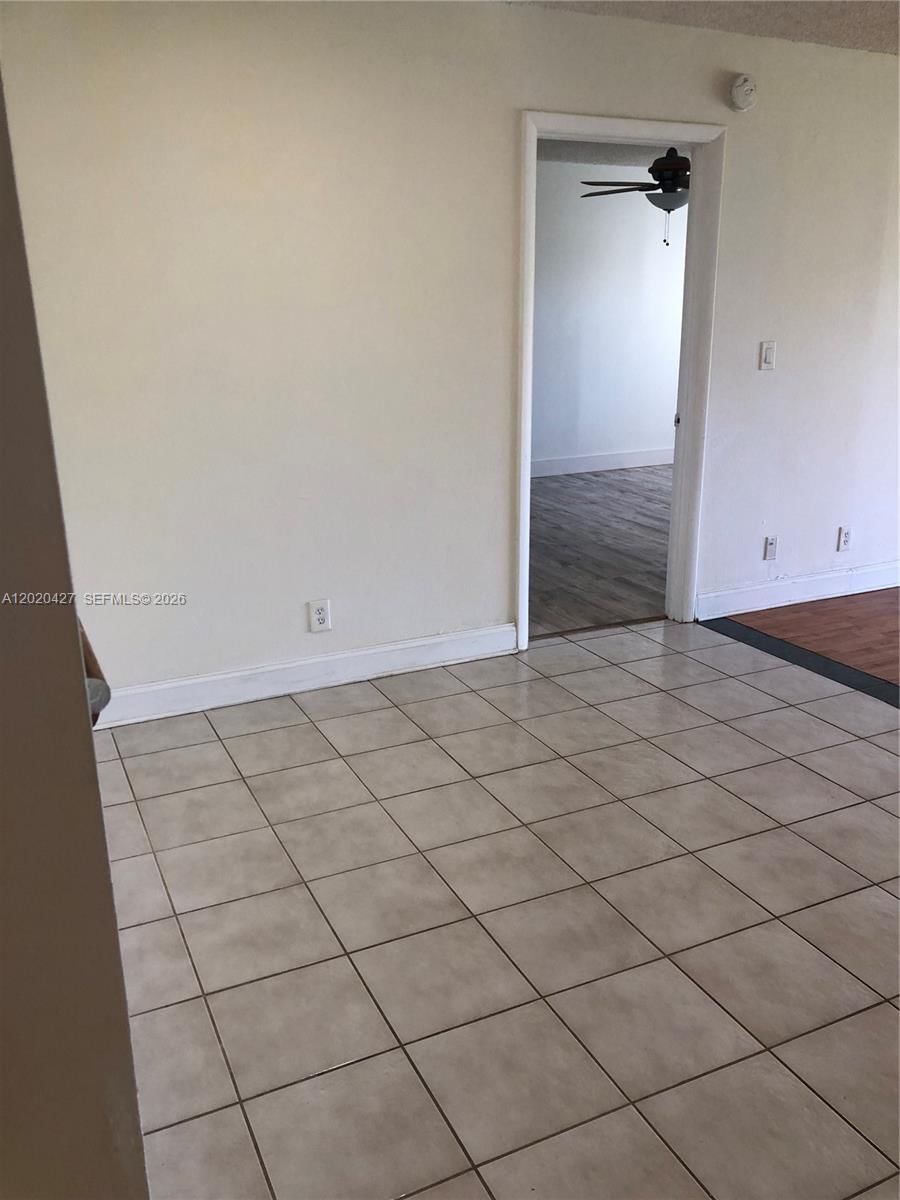 Real estate property located at 210 Lakeview Dr #207, Broward, Building Seven Of Racquet, Weston, FL