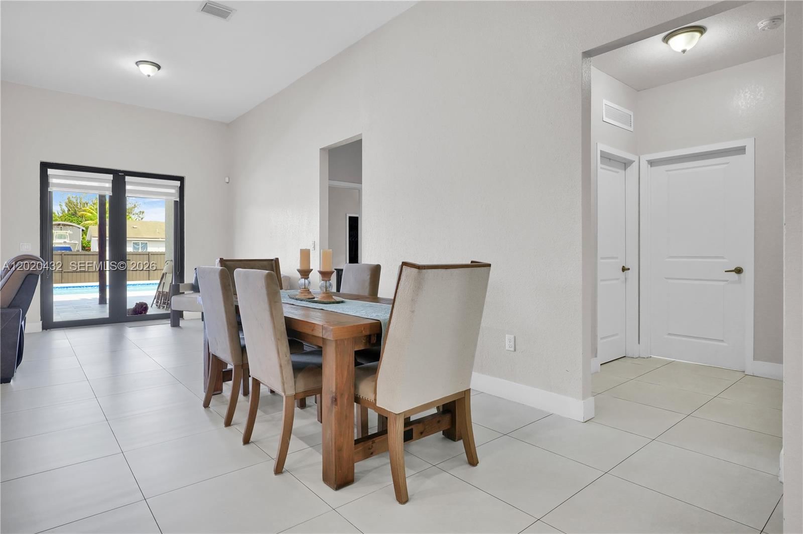 Real estate property located at 19419 124th Ct, Miami-dade, South Miami Lakes, Miami, FL