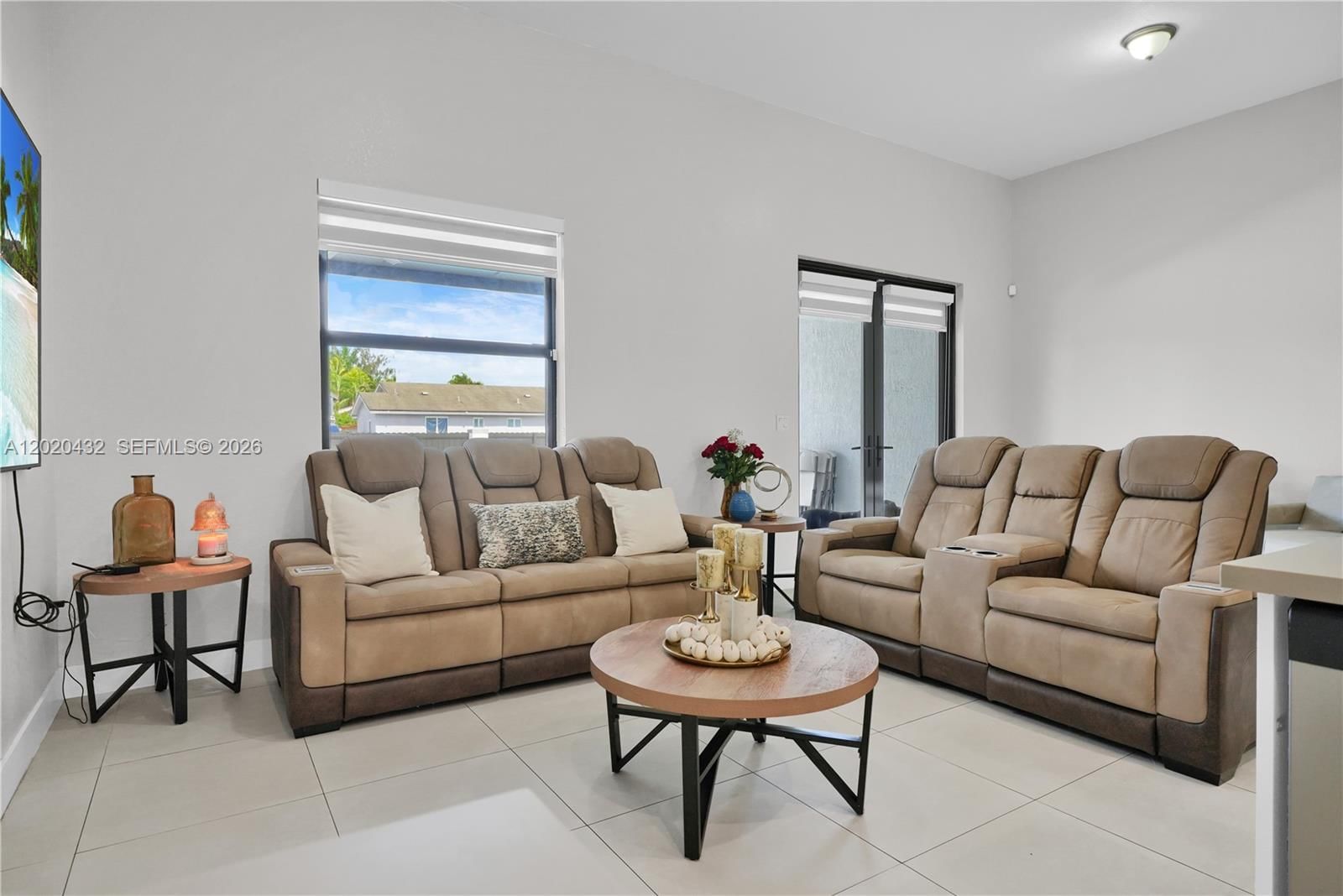 Real estate property located at 19419 124th Ct, Miami-dade, South Miami Lakes, Miami, FL
