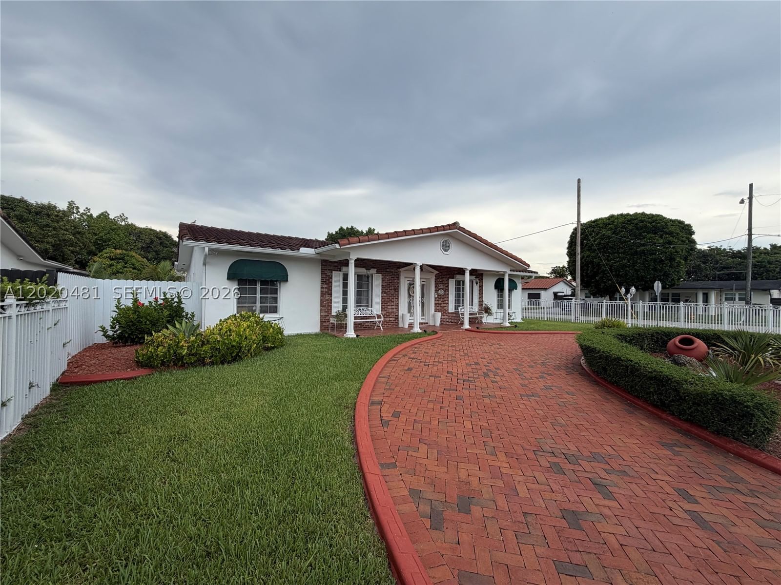 Real estate property located at 3400 108th Ave, Miami-dade, Intag Gardens 2nd Addn, Miami, FL