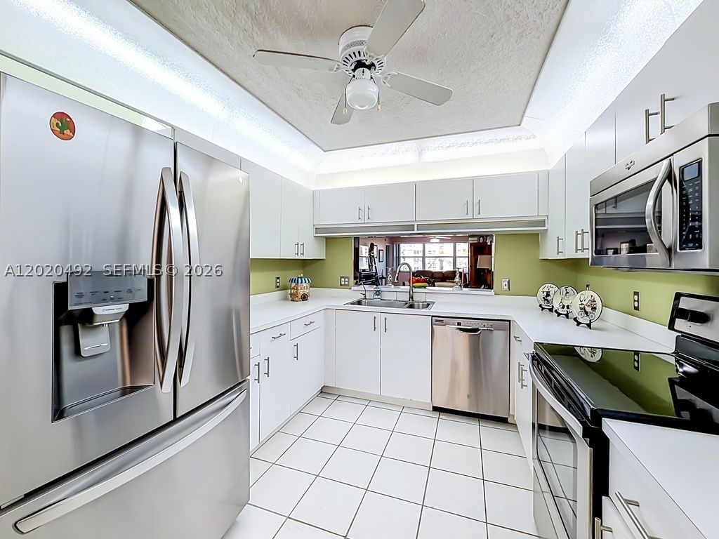Real estate property located at 10208 24th Pl #203, Broward, Sunrise Lakes 203 Condo, Sunrise, FL
