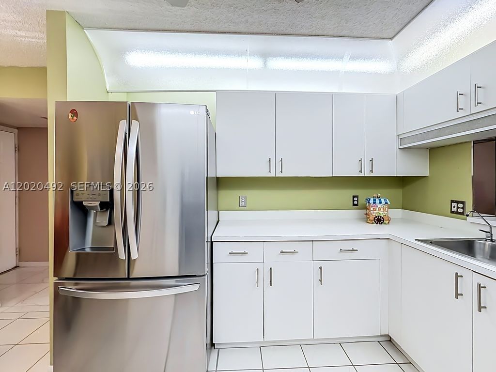 Real estate property located at 10208 24th Pl #203, Broward, Sunrise Lakes 203 Condo, Sunrise, FL