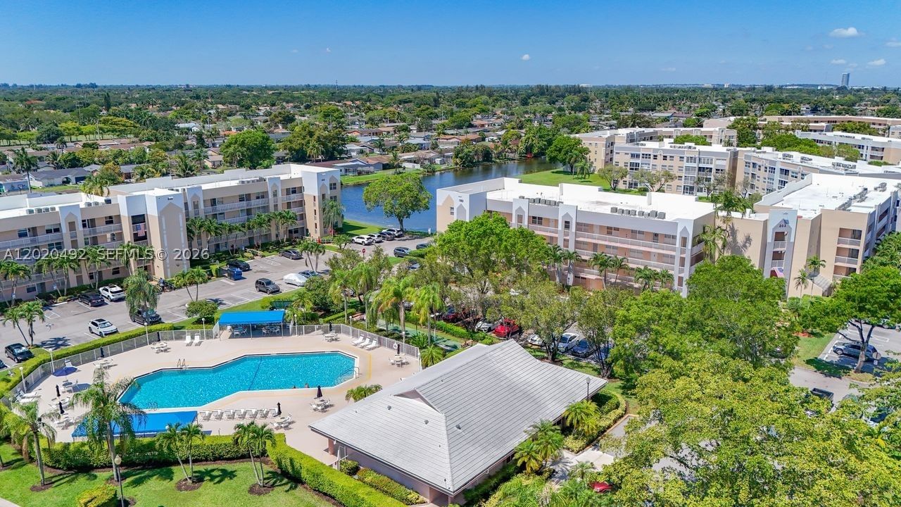 Real estate property located at 10208 24th Pl #203, Broward, Sunrise Lakes 203 Condo, Sunrise, FL