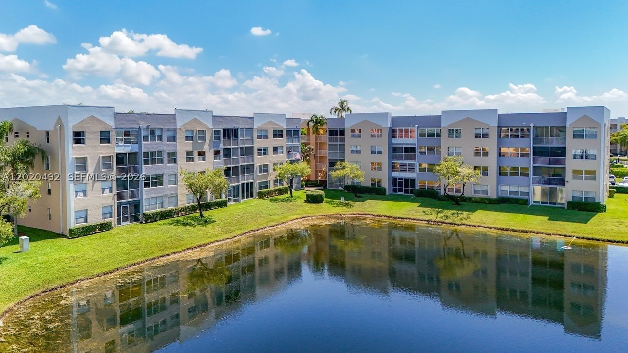 Real estate property located at 10208 24th Pl #203, Broward, Sunrise Lakes 203 Condo, Sunrise, FL
