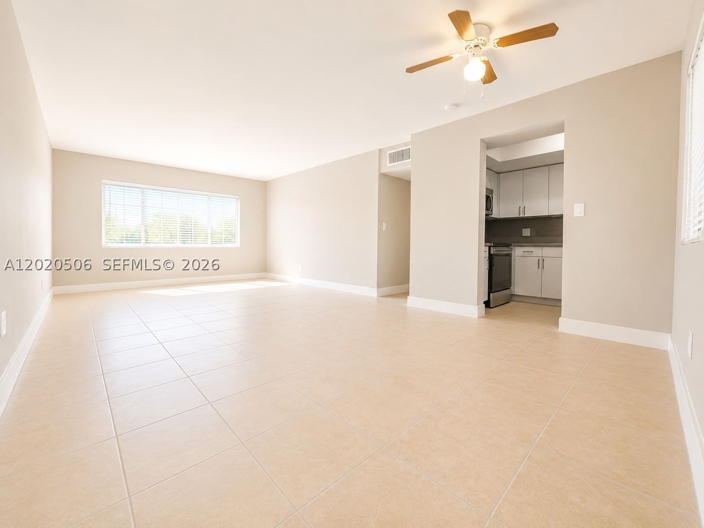 Real estate property located at 13700 6th Ave #106, Miami-dade, The White House Condo, North Miami, FL