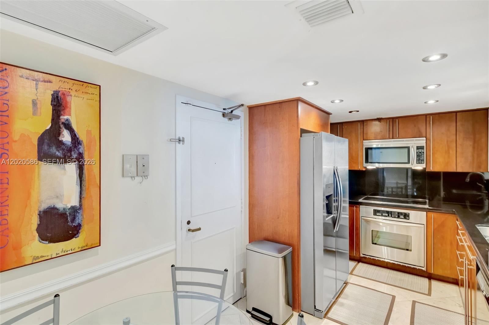 Real estate property located at 520 Brickell Key Dr A914, Miami-dade, Brickell Key One Condo, Miami, FL