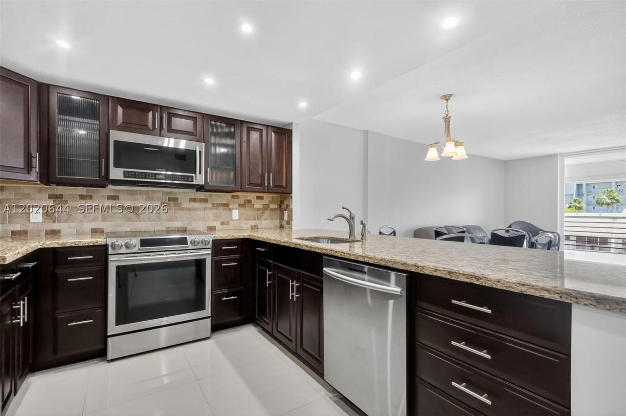 Real estate property located at 3550 169th St #407, Miami-dade, Eden Isles Condo No 6, North Miami Beach, FL
