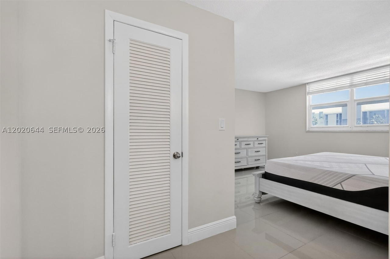 Real estate property located at 3550 169th St #407, Miami-dade, Eden Isles Condo No 6, North Miami Beach, FL