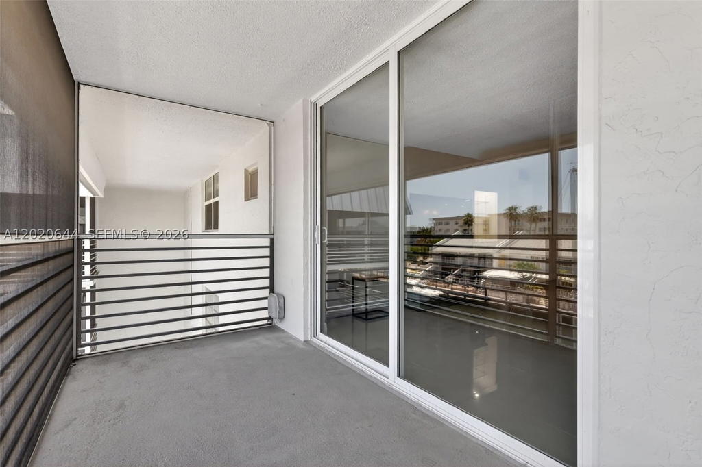 Real estate property located at 3550 169th St #407, Miami-dade, Eden Isles Condo No 6, North Miami Beach, FL