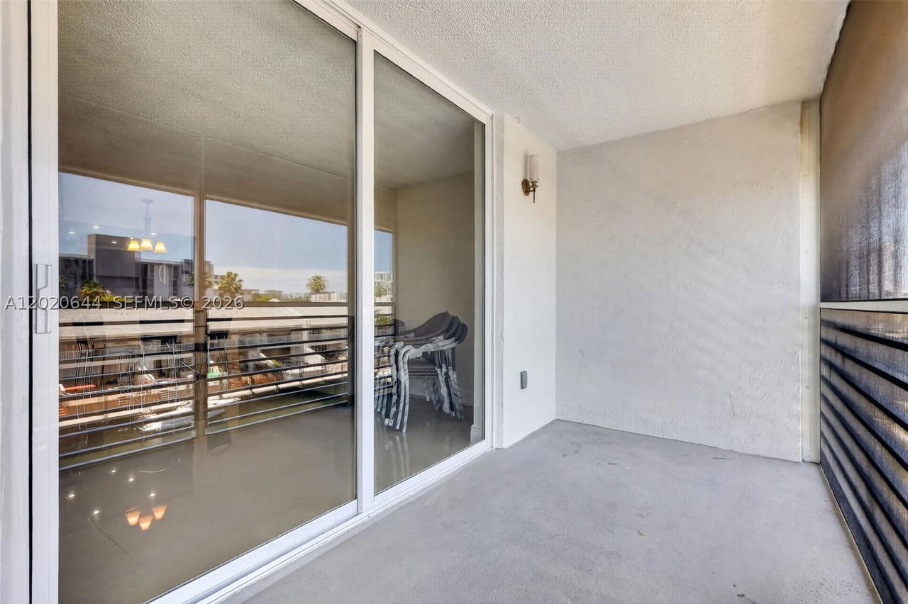 Real estate property located at 3550 169th St #407, Miami-dade, Eden Isles Condo No 6, North Miami Beach, FL