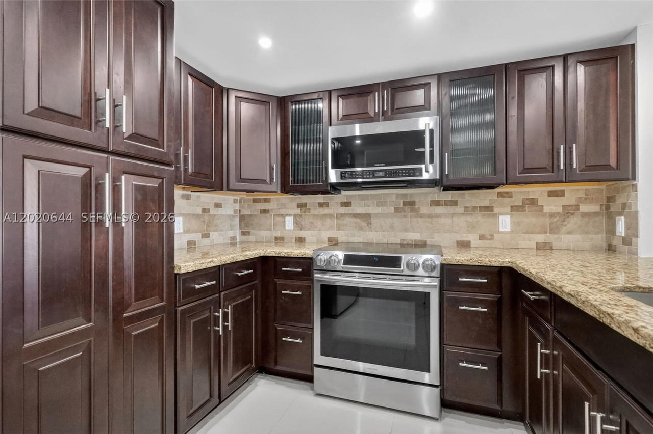 Real estate property located at 3550 169th St #407, Miami-dade, Eden Isles Condo No 6, North Miami Beach, FL