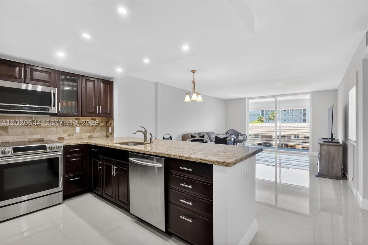 Real estate property located at 3550 169th St #407, Miami-dade, Eden Isles Condo No 6, North Miami Beach, FL