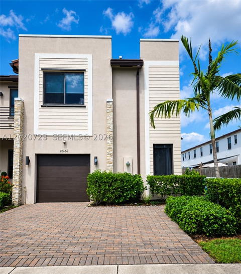 Real estate property located at 20636 5th Pl, Miami-dade, Via Ventura Neighborhood, Miami, FL