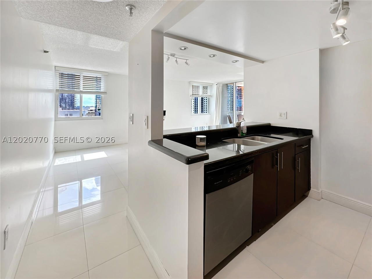 Real estate property located at 850 Miami Ave W-1903, Miami-dade, Madison Downtown Condo, Miami, FL