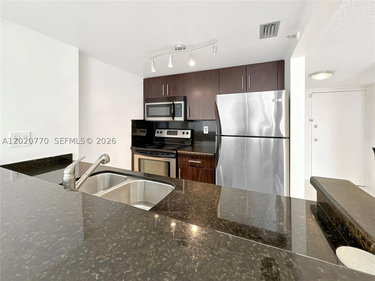 Real estate property located at 850 Miami Ave W-1903, Miami-dade, Madison Downtown Condo, Miami, FL