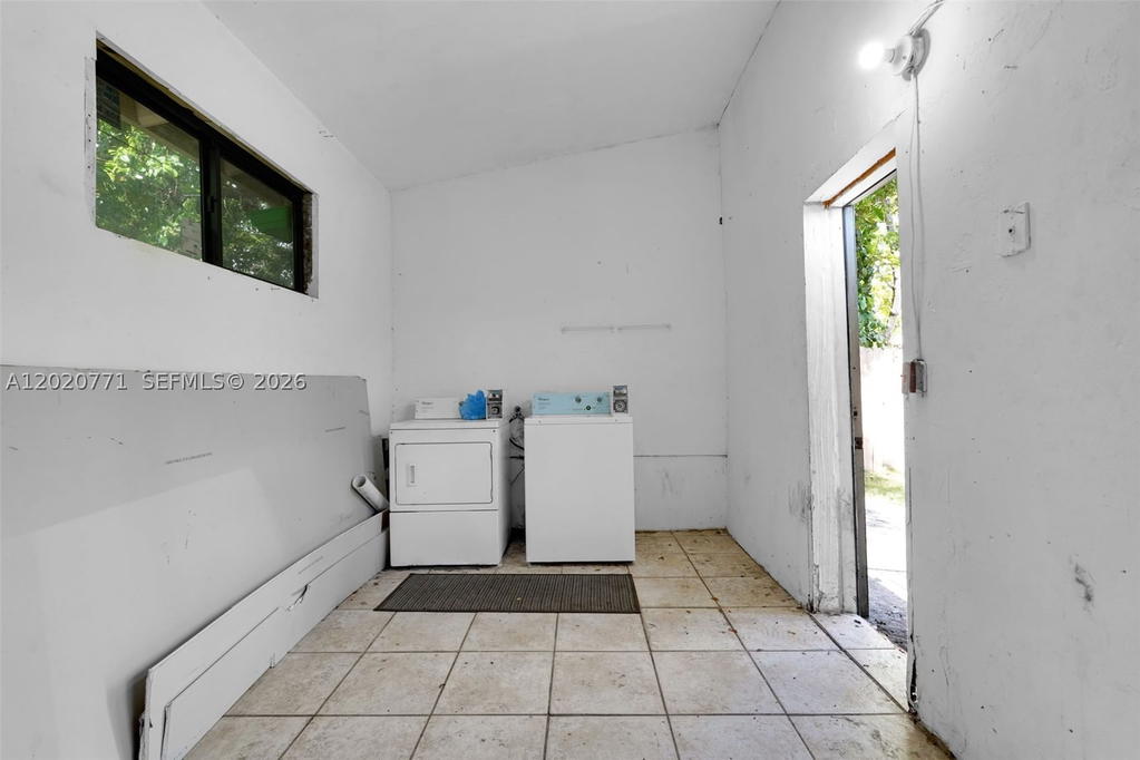 Real estate property located at 1918 19th Ave, Miami-dade, Miller Lawn, Miami, FL