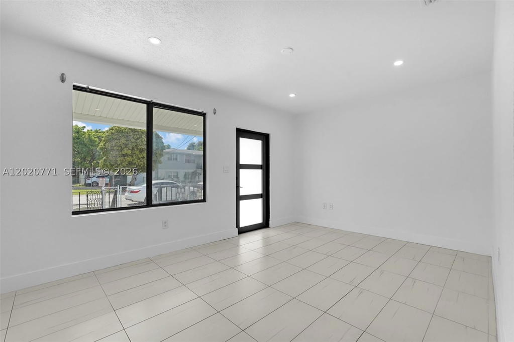 Real estate property located at 1918 19th Ave, Miami-dade, Miller Lawn, Miami, FL