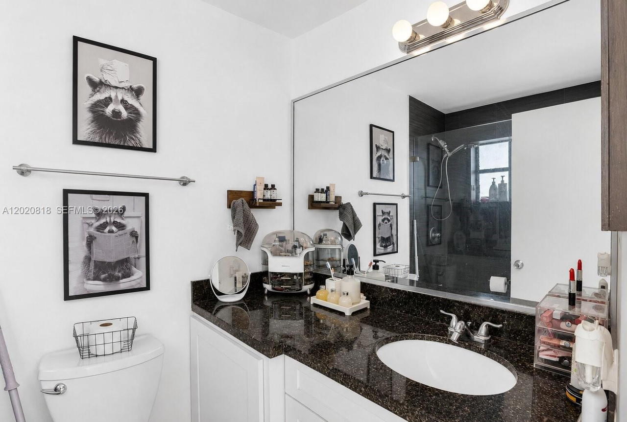 Real estate property located at 7904 West Dr #1006, Miami-dade, Bayshore Yacht & Tennis C, North Bay Village, FL