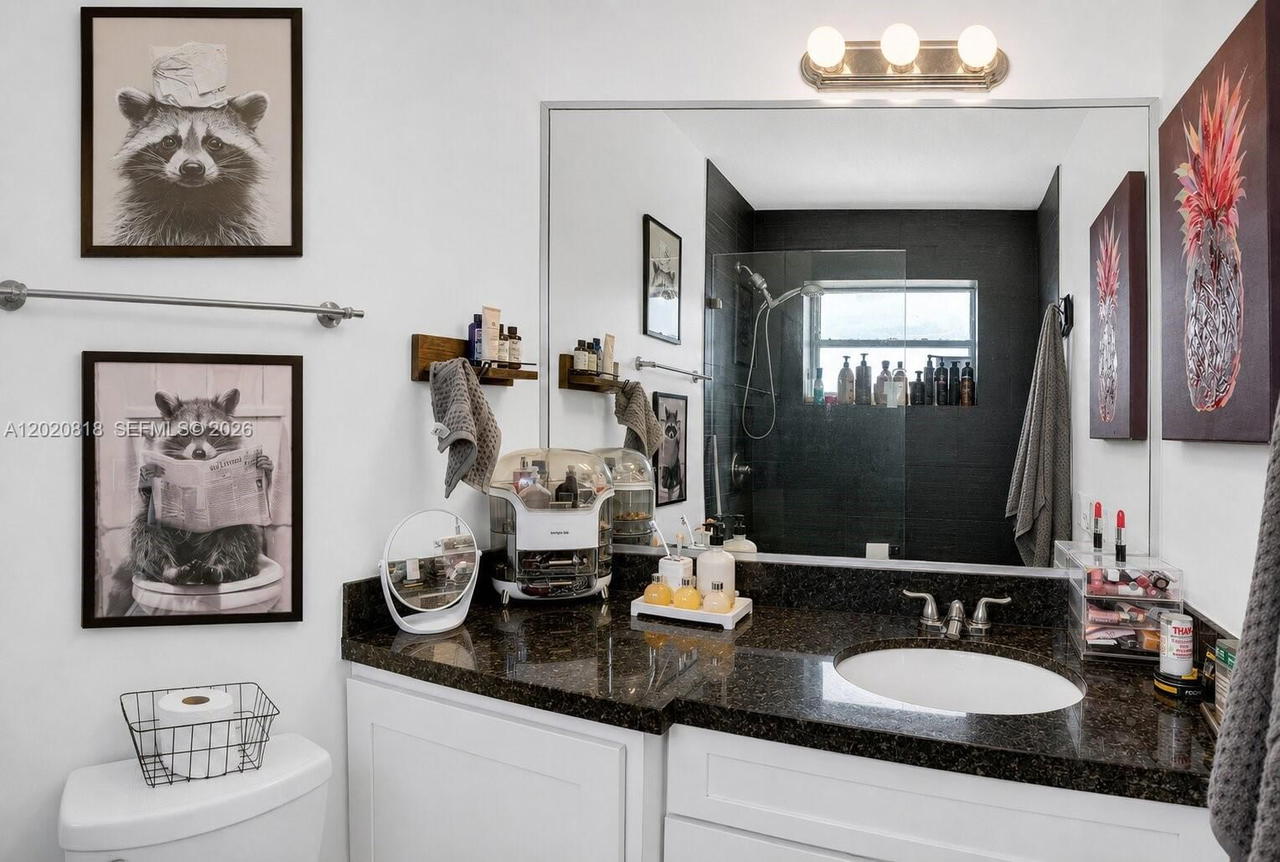 Real estate property located at 7904 West Dr #1006, Miami-dade, Bayshore Yacht & Tennis C, North Bay Village, FL