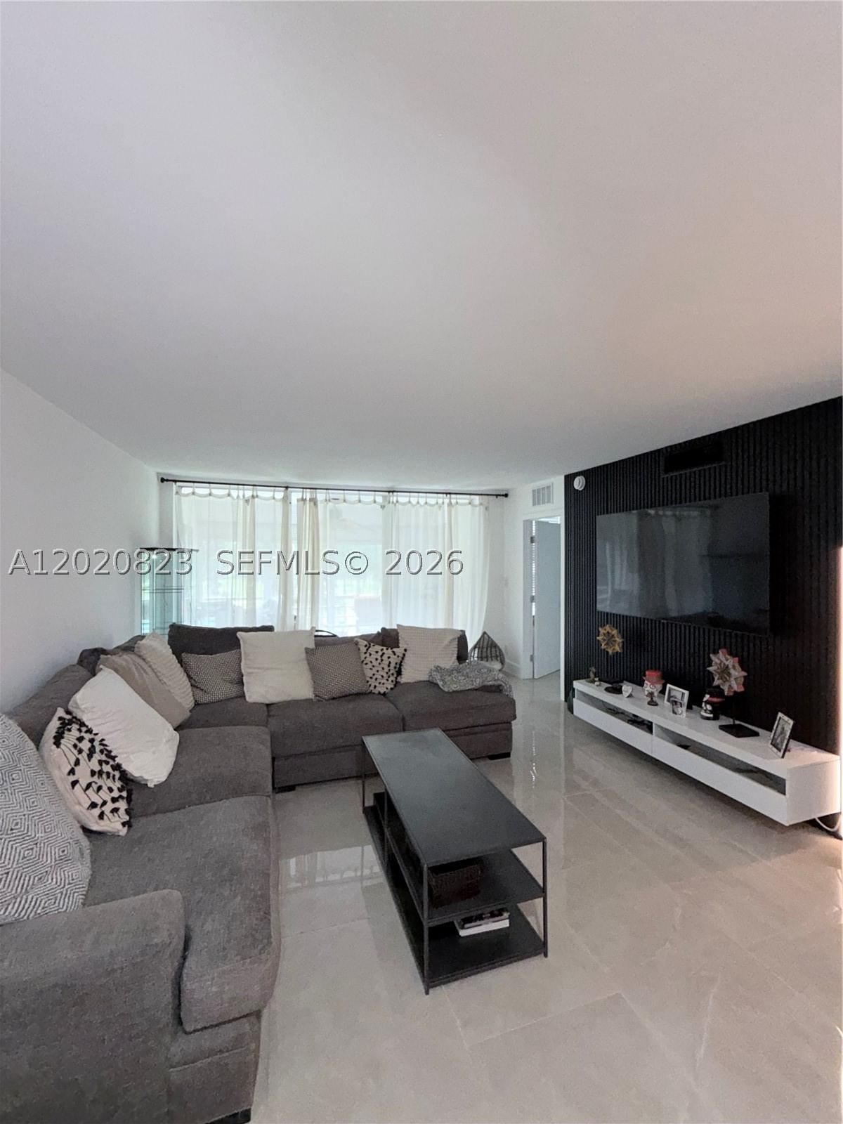 Real estate property located at 605 Oaks Dr #307, Broward, No 60 Palm-aire Country C, Pompano Beach, FL