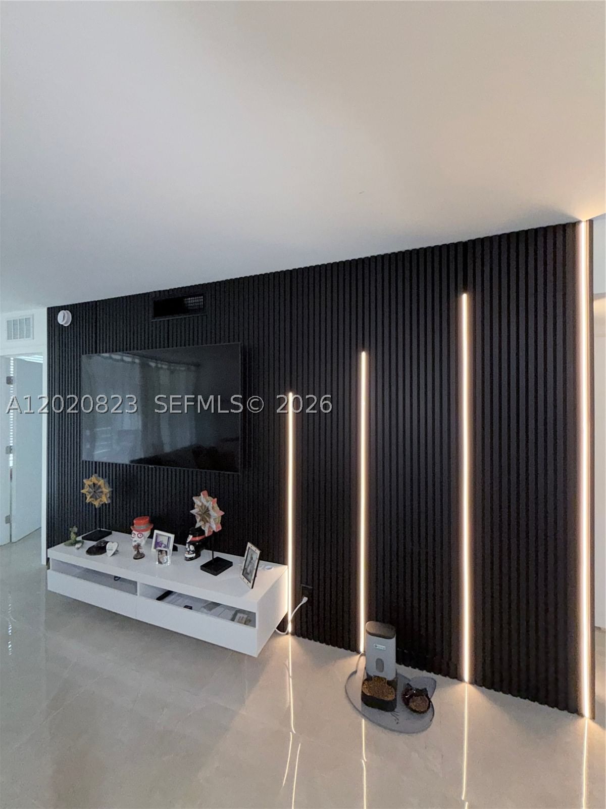 Real estate property located at 605 Oaks Dr #307, Broward, No 60 Palm-aire Country C, Pompano Beach, FL