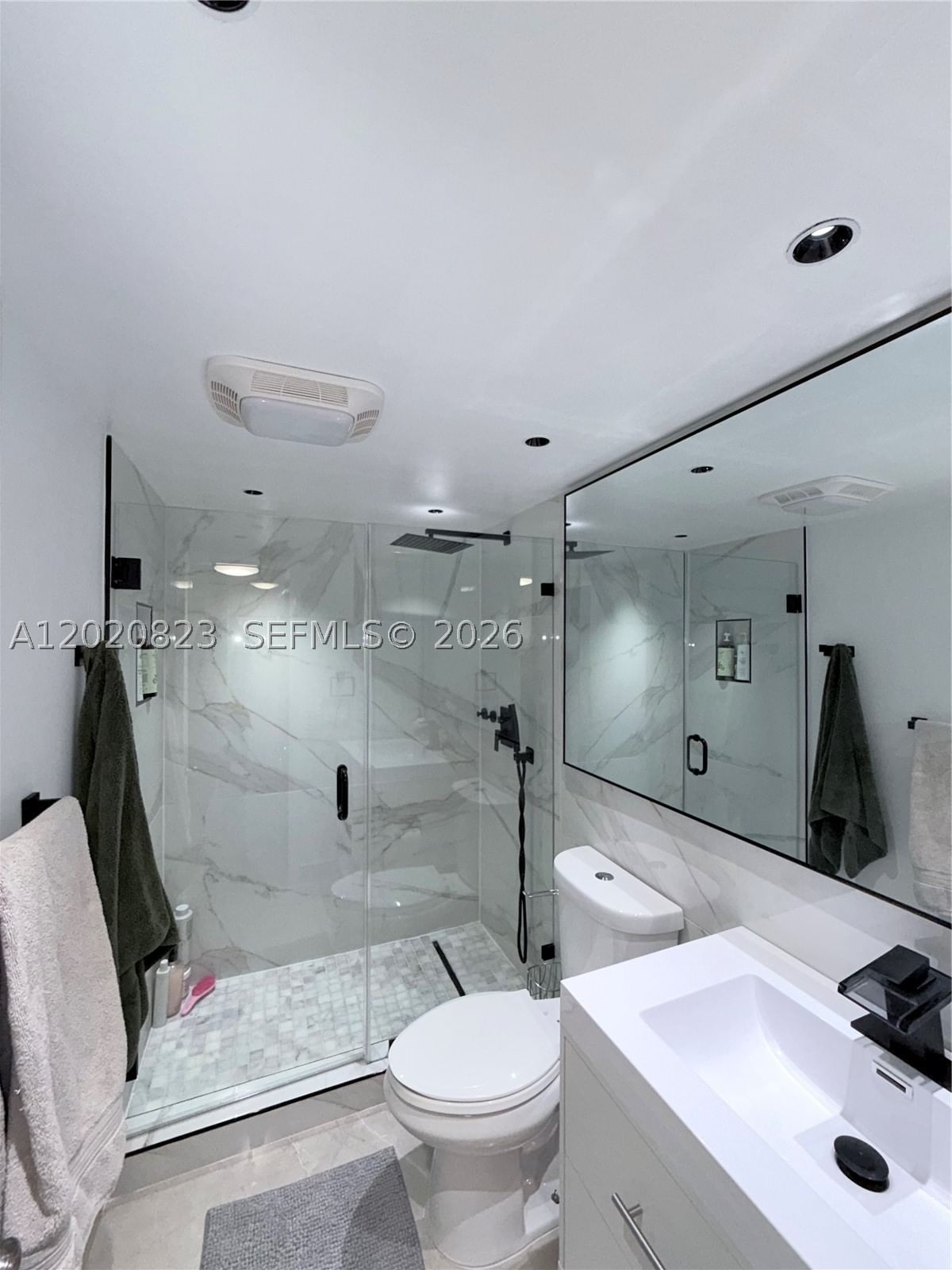 Real estate property located at 605 Oaks Dr #307, Broward, No 60 Palm-aire Country C, Pompano Beach, FL